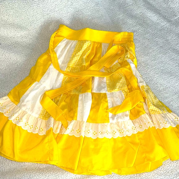 YELLOW SUNNY PLAID LONG DANCE SKIRT SQUARE SWING DANCE TIE AROUND FLOWING - Picture 1 of 5
